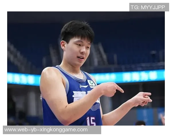 杨瀚森11次出手展现自信但体能与防守仍需加强提升